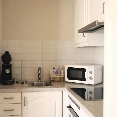 Lerche Ist Ein Kleines Gemutliches Feriendomizil Fur 2 Personen Im Haus Vogelsang. Westerland